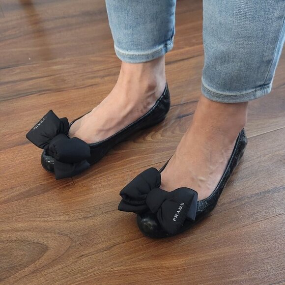 Prada Sport Black Patent Leather Nylon Bow Detail Scrunch Ballet Flat Size 36.5 - Picture 3 of 10